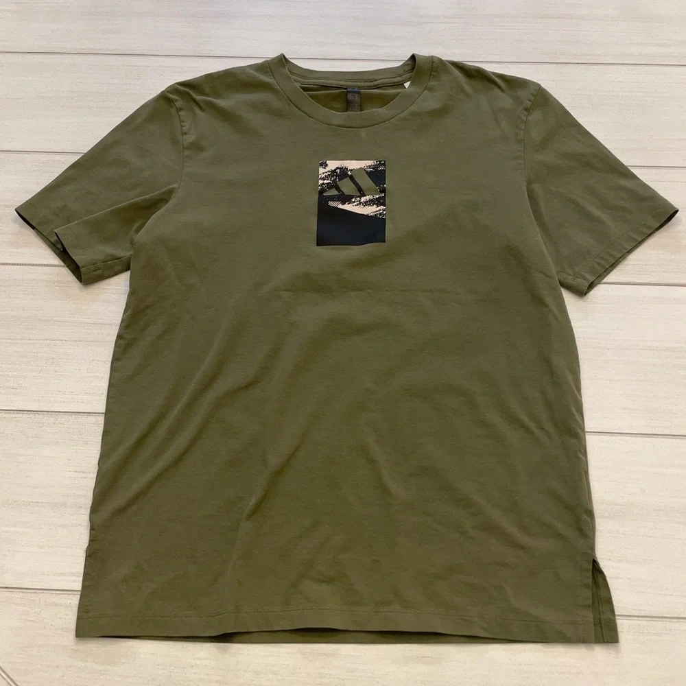 2 Adidas T-Shirts - Picture 3 of 4